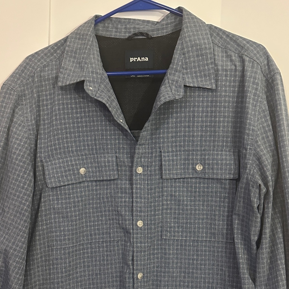 Prana Blue Plaid Casual Shirt camping hiking fishing